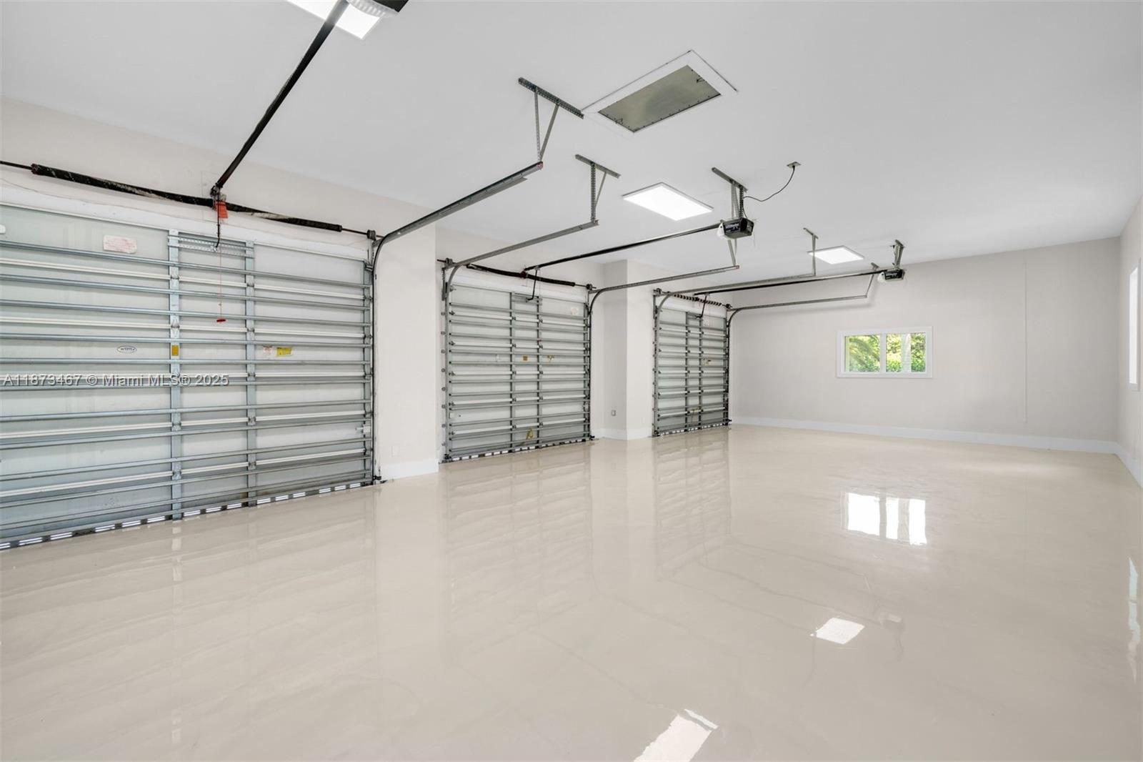 6080 SW 104th St Pinecrest, FL 33156