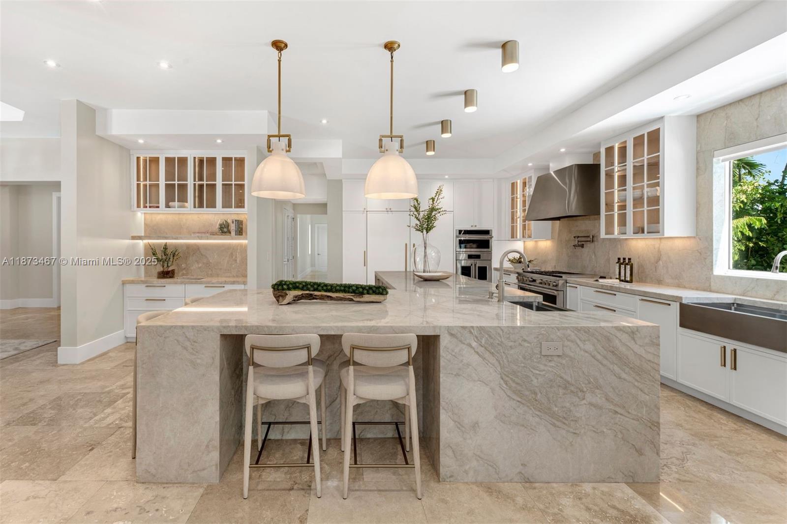 6080 SW 104th St Pinecrest, FL 33156