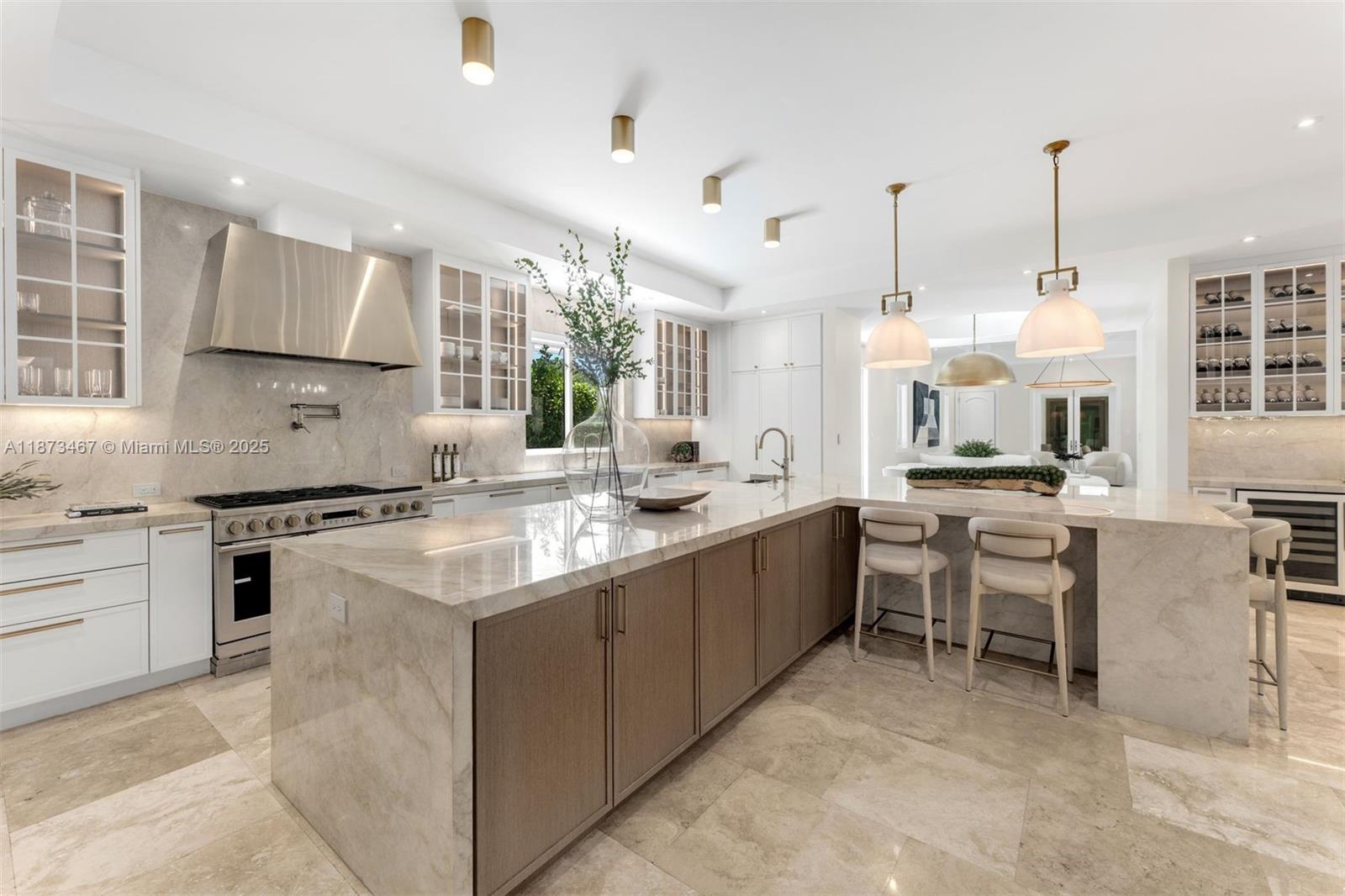 6080 SW 104th St Pinecrest, FL 33156