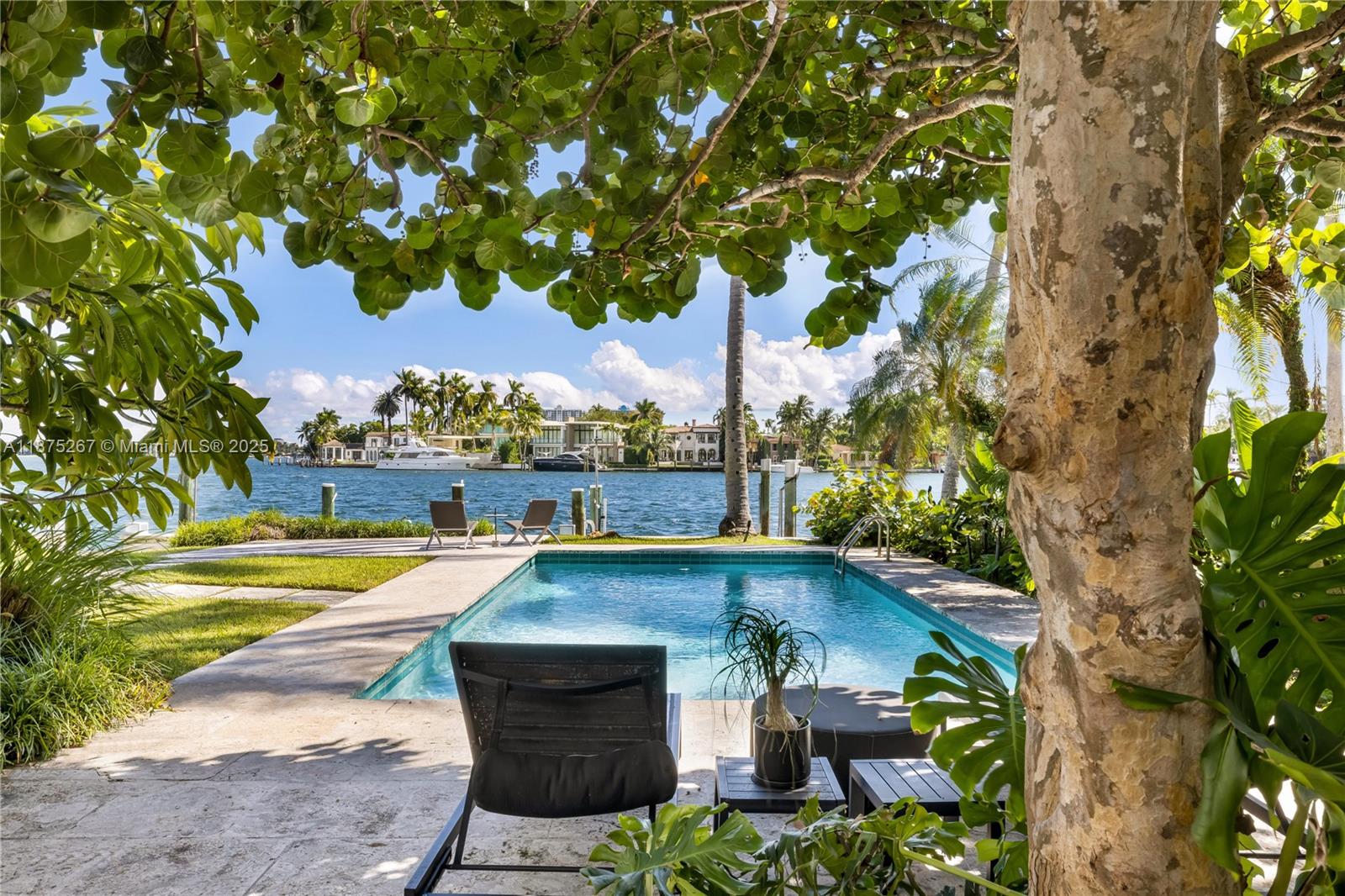 625 E Dilido Dr Miami Beach, FL 33139