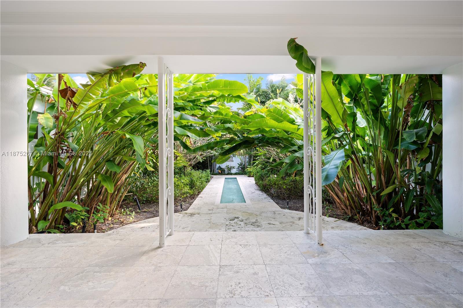 625 E Dilido Dr Miami Beach, FL 33139