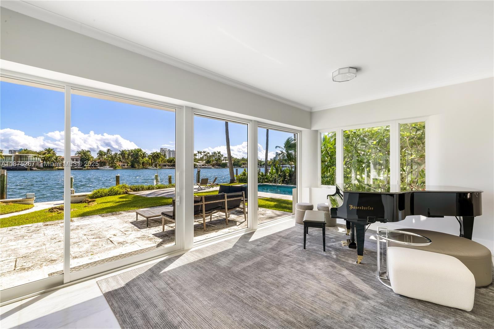 625 E Dilido Dr Miami Beach, FL 33139