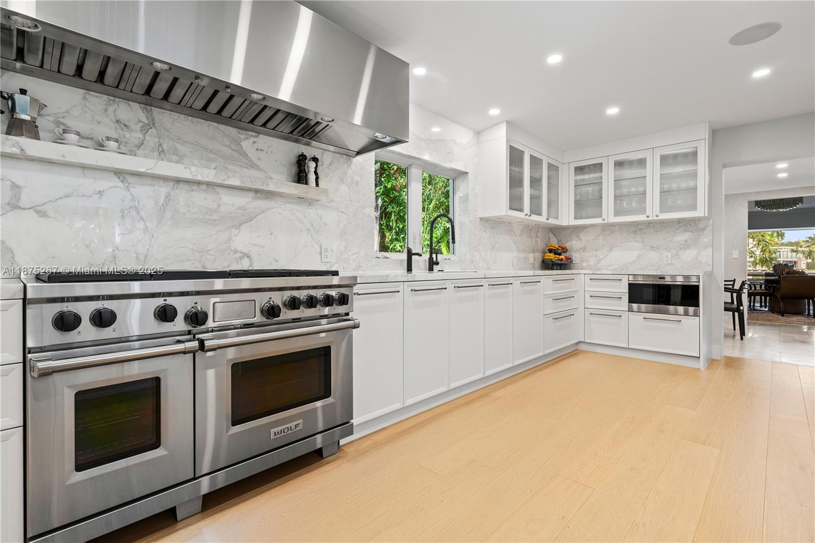 625 E Dilido Dr Miami Beach, FL 33139