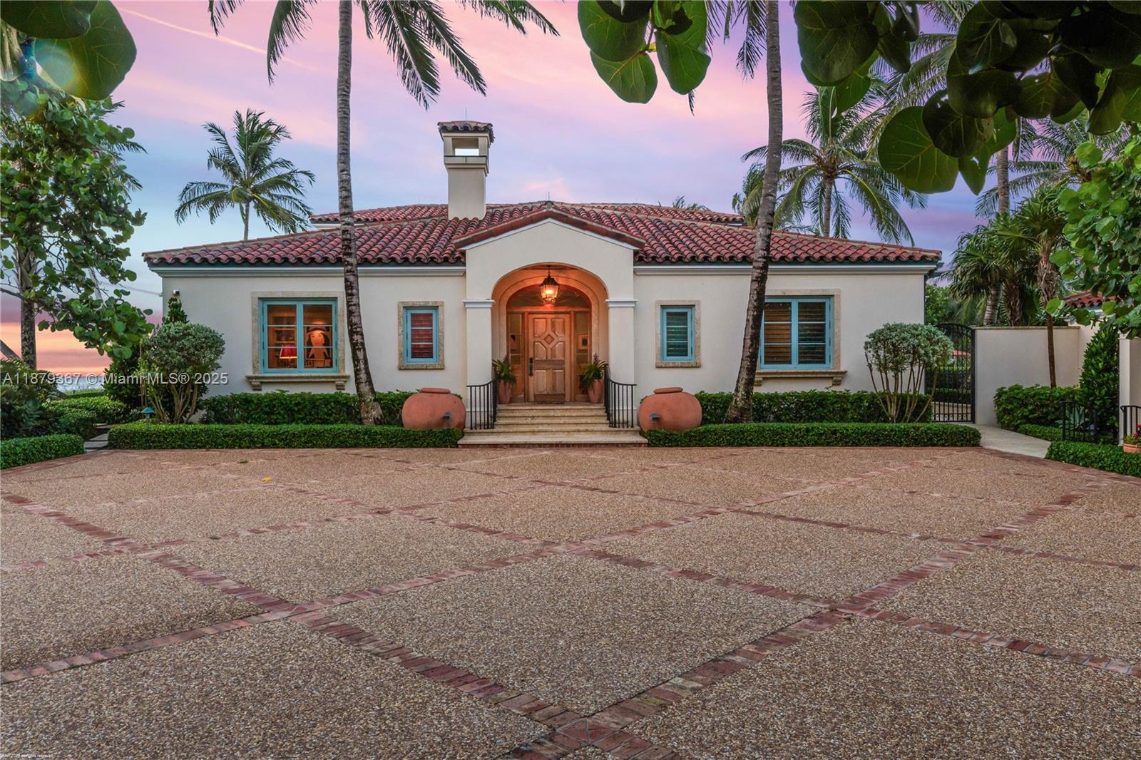 183 S Beach Rd Jupiter Island, FL 33455