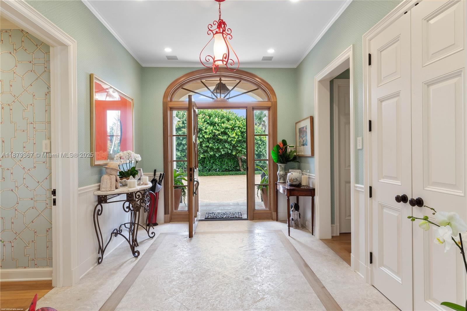 183 S Beach Rd Jupiter Island, FL 33455