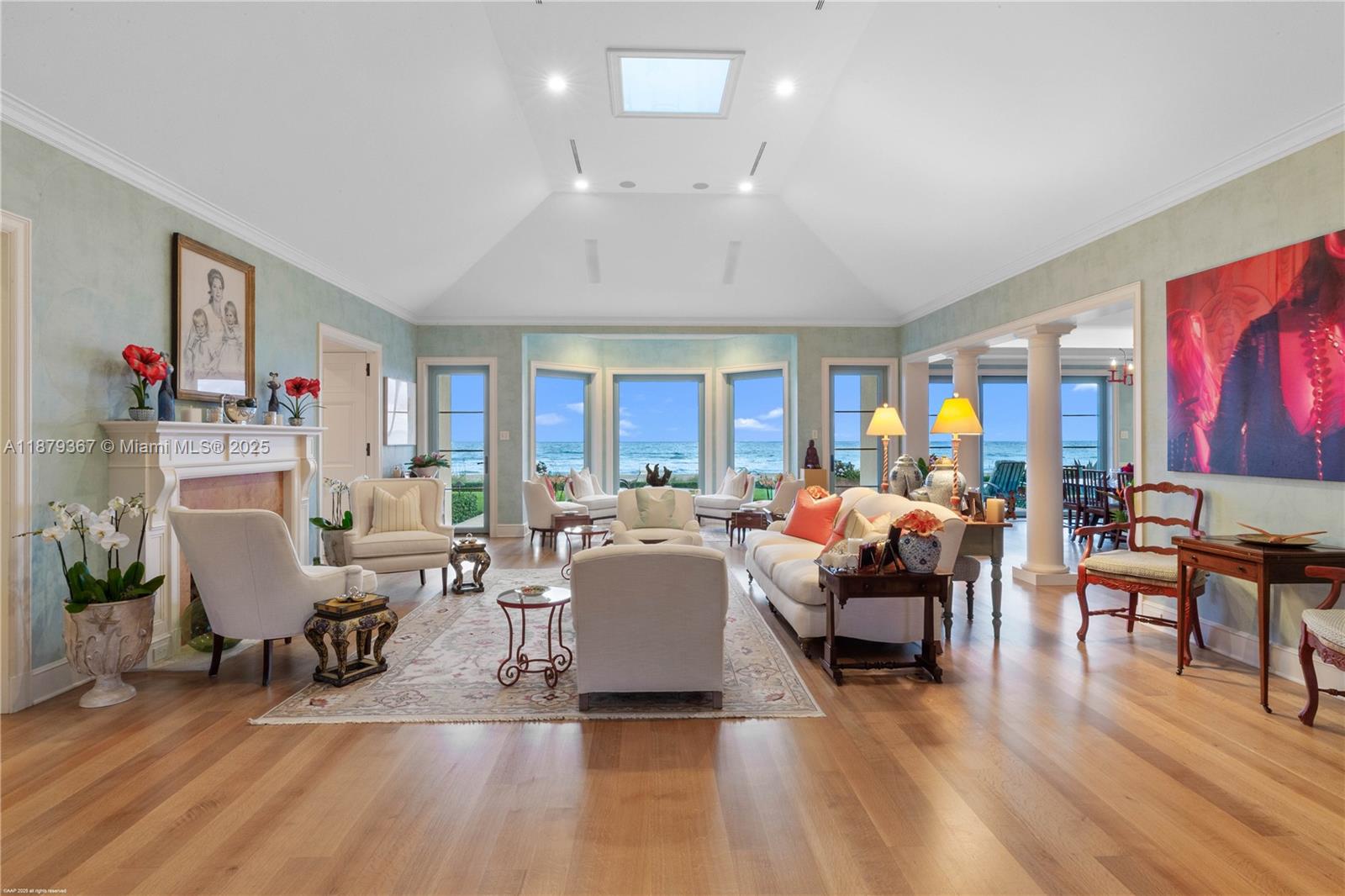 183 S Beach Rd Jupiter Island, FL 33455