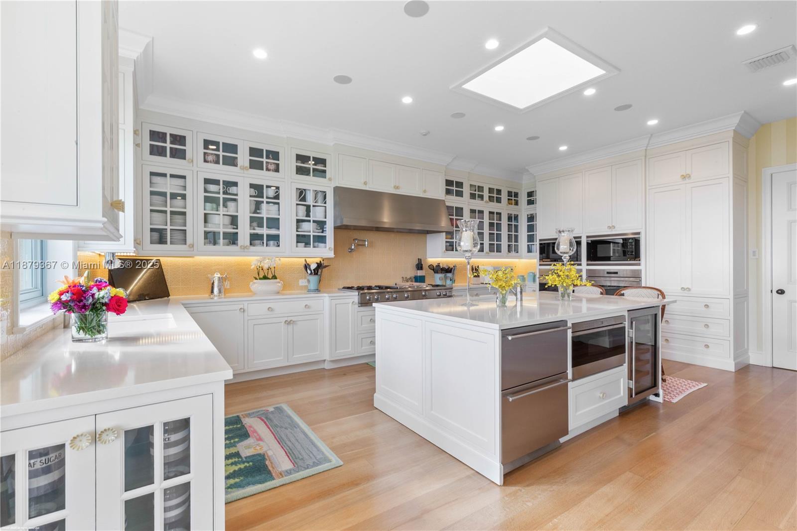 183 S Beach Rd Jupiter Island, FL 33455