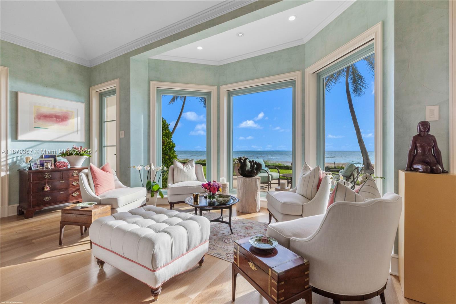 183 S Beach Rd Jupiter Island, FL 33455