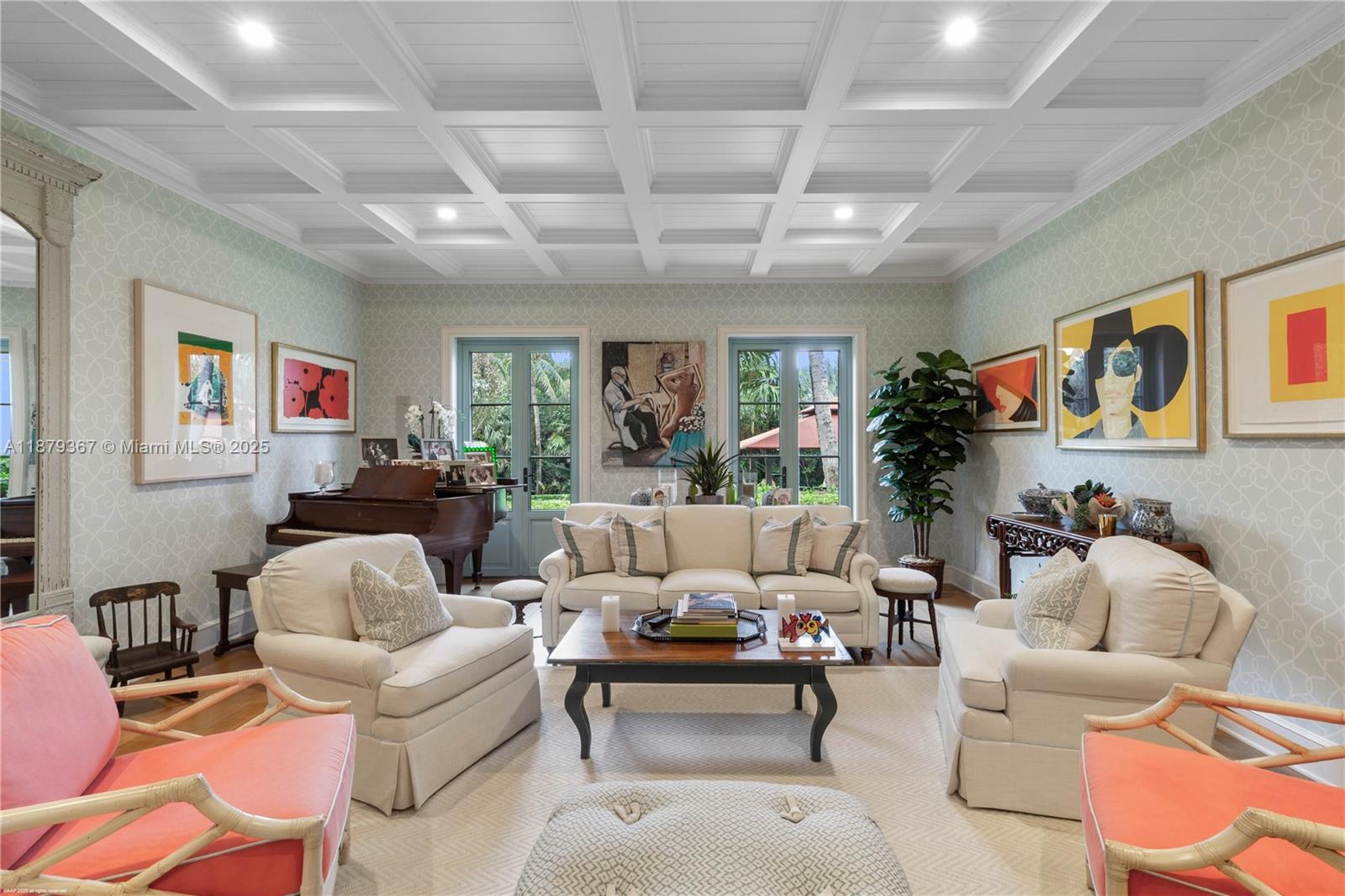 183 S Beach Rd Jupiter Island, FL 33455