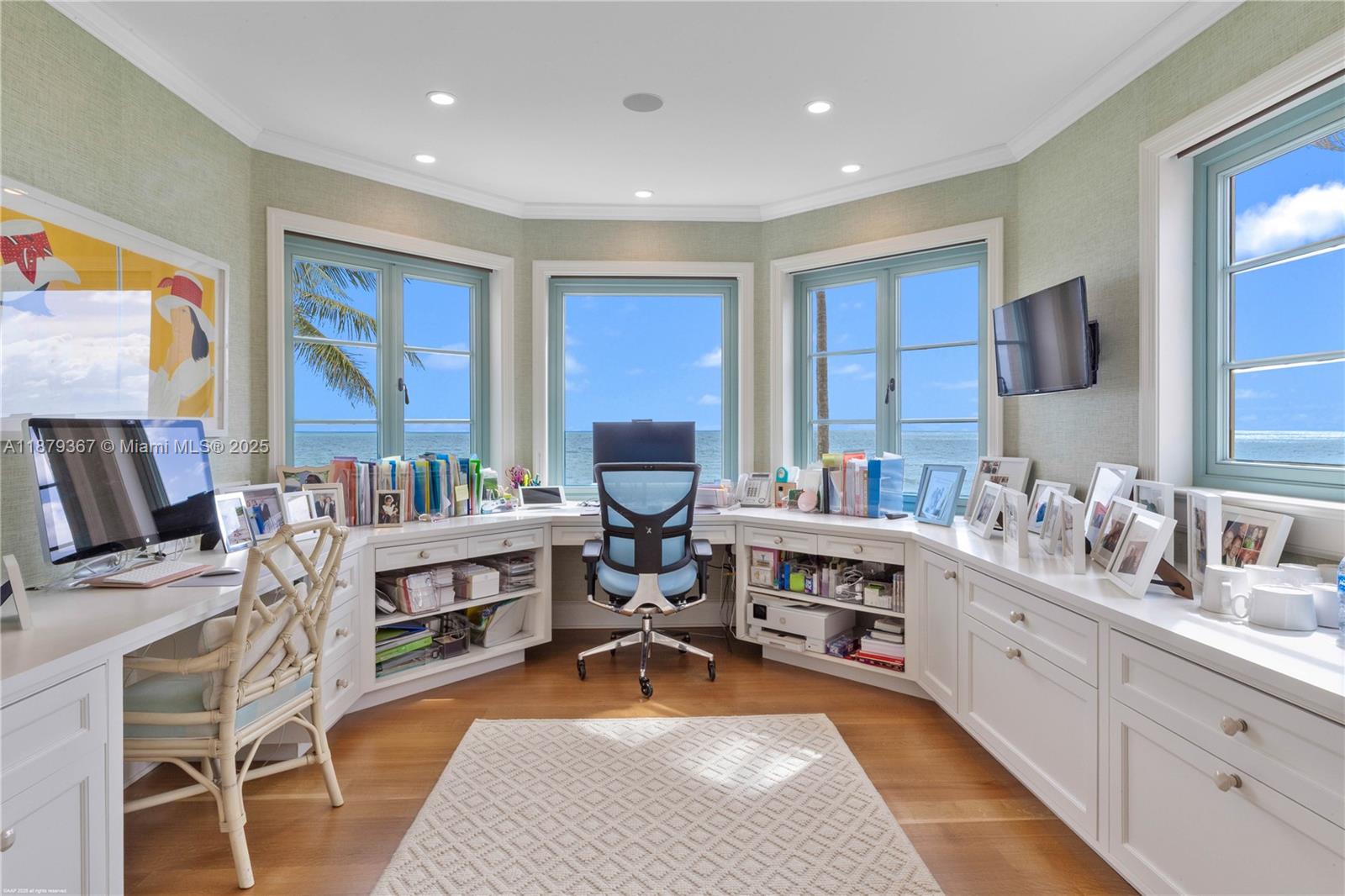 183 S Beach Rd Jupiter Island, FL 33455