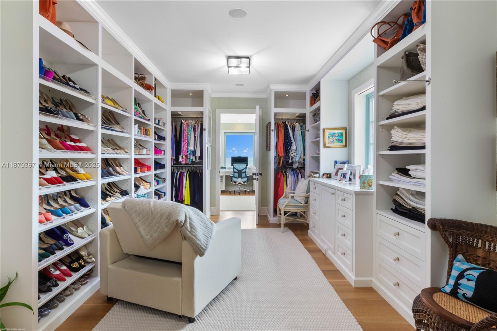 183 S Beach Rd Jupiter Island, FL 33455