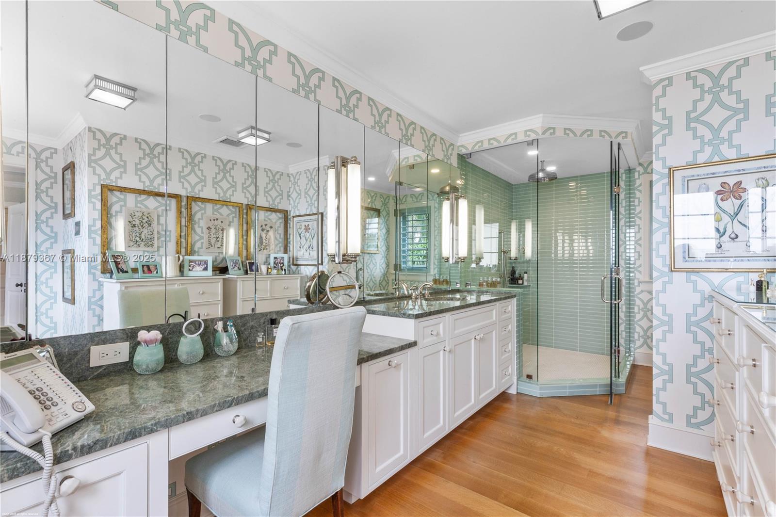 183 S Beach Rd Jupiter Island, FL 33455