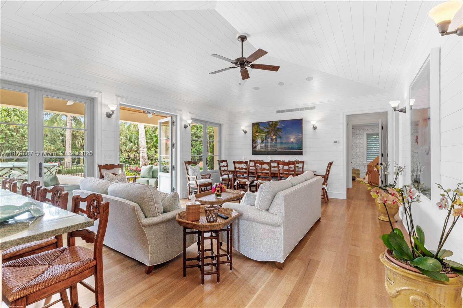 183 S Beach Rd Jupiter Island, FL 33455