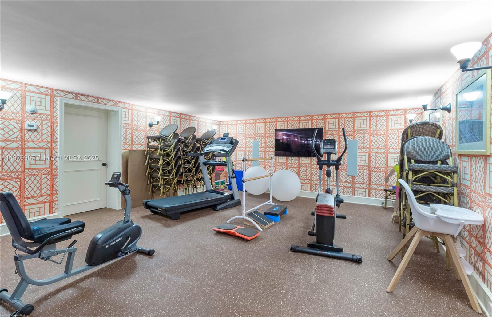 183 S Beach Rd Jupiter Island, FL 33455