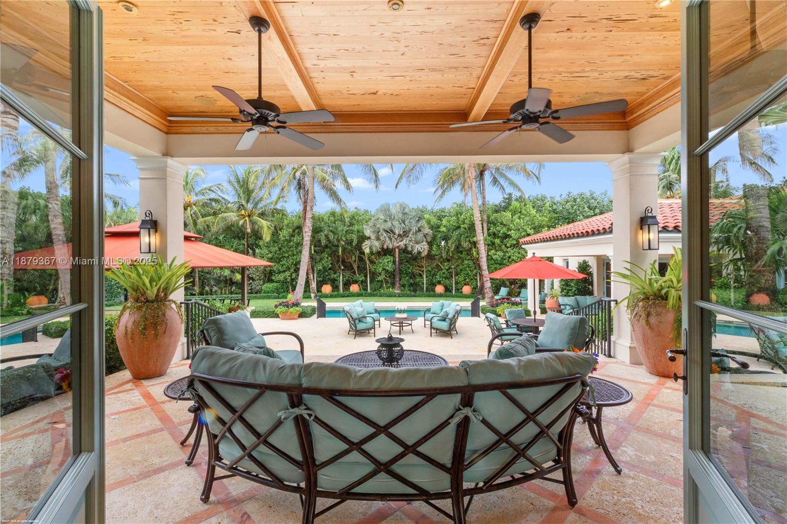 183 S Beach Rd Jupiter Island, FL 33455