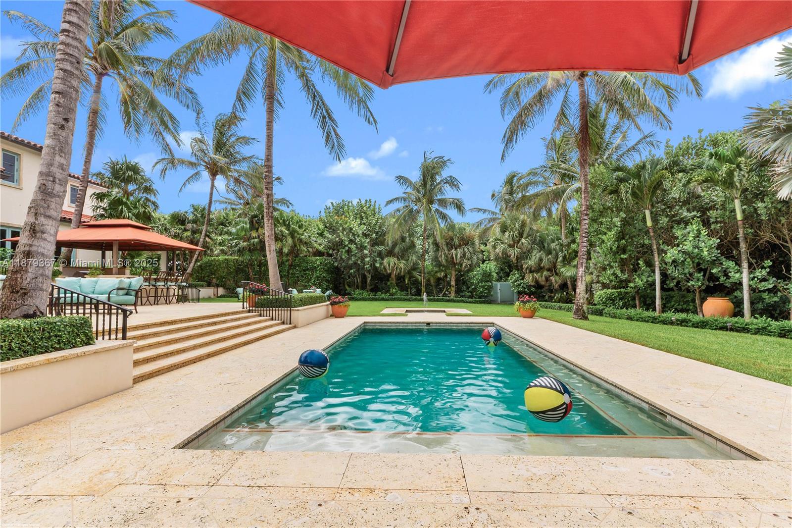 183 S Beach Rd Jupiter Island, FL 33455