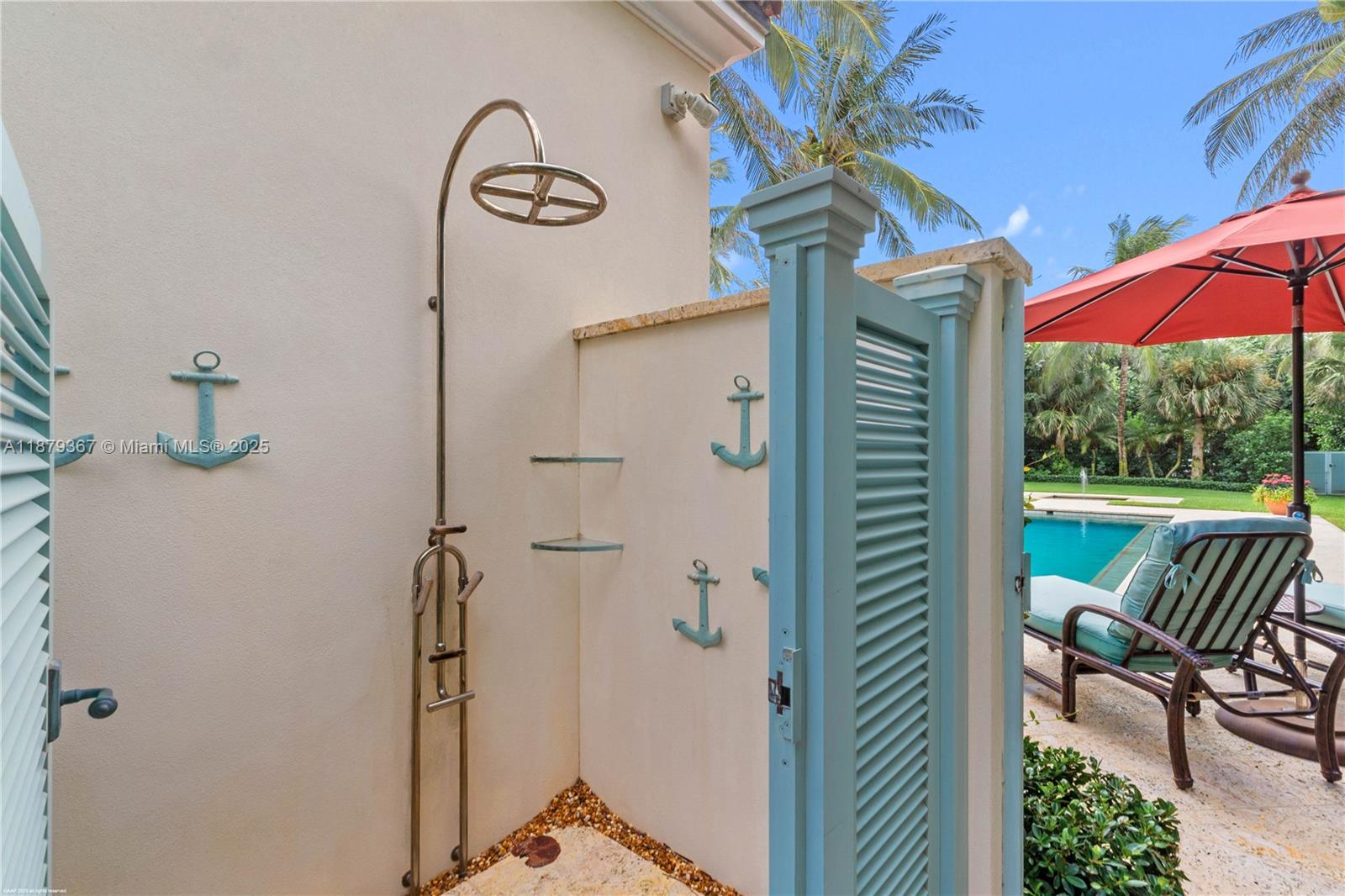 183 S Beach Rd Jupiter Island, FL 33455