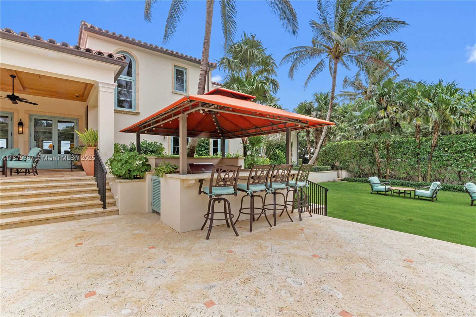 183 S Beach Rd Jupiter Island, FL 33455