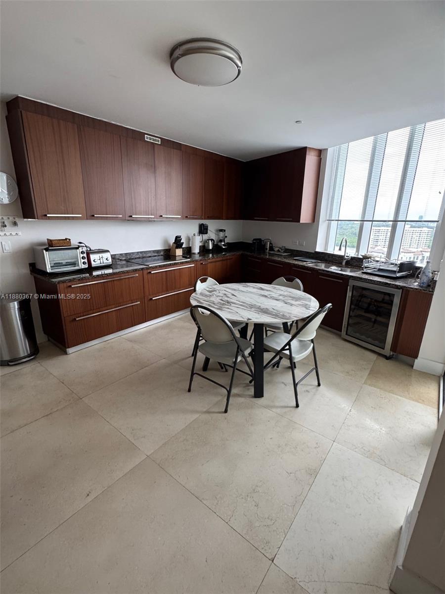 16001 Collins Ave #2304