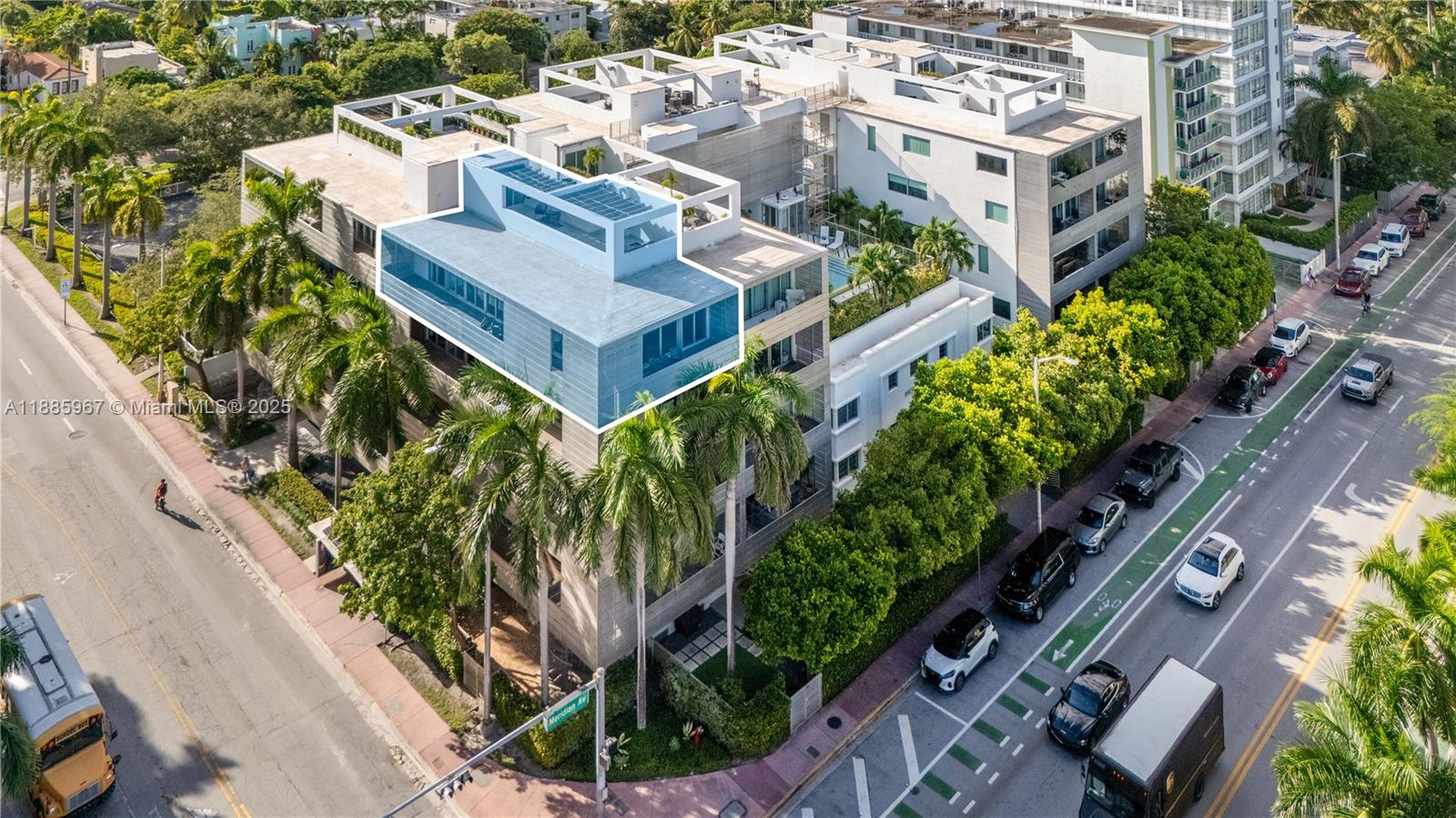 image The Montclair Condo0