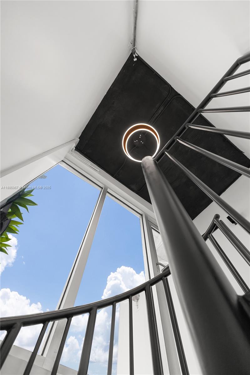 image The Montclair Condo43
