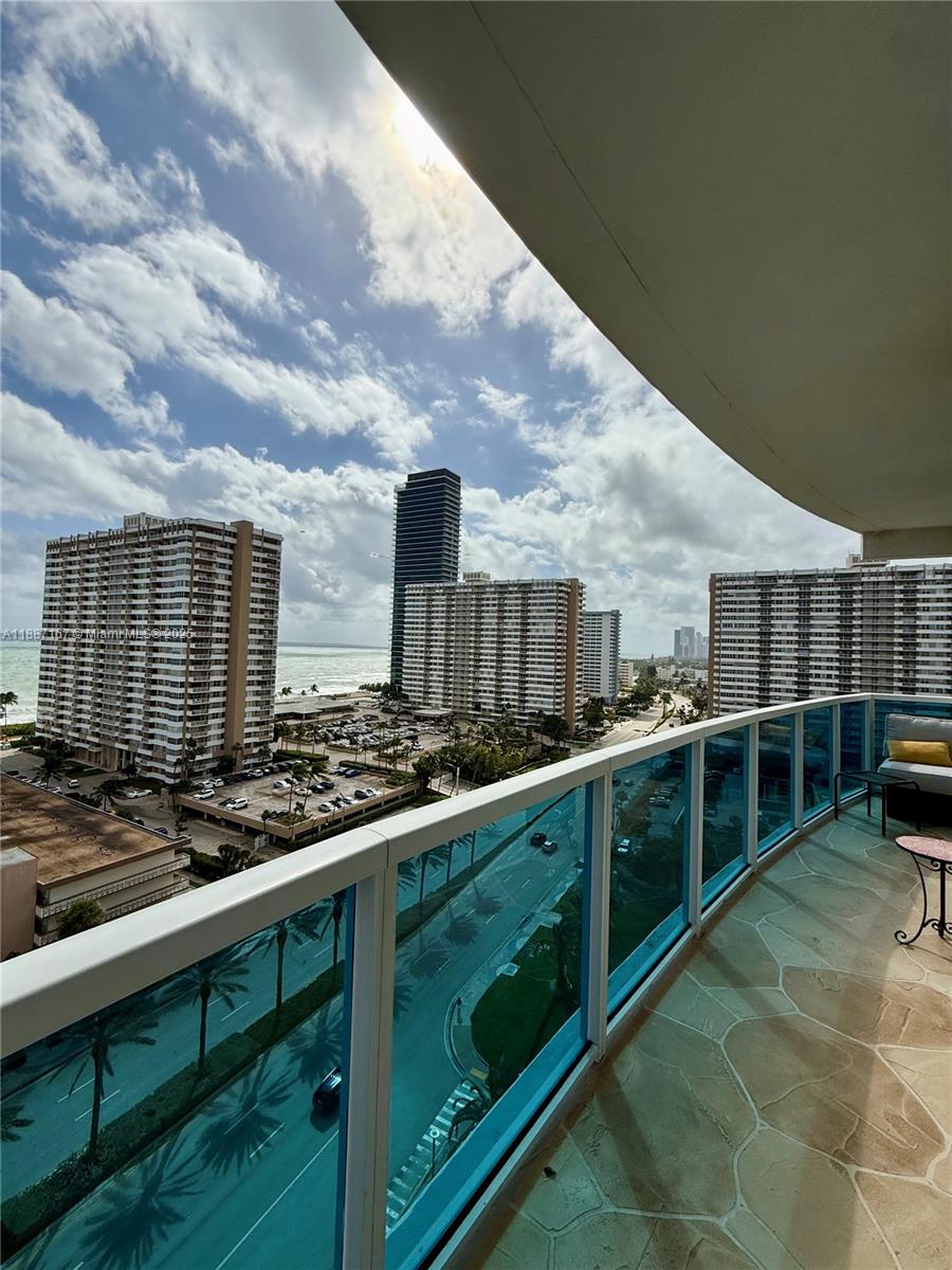 image Ocean Marine Yacht Club11