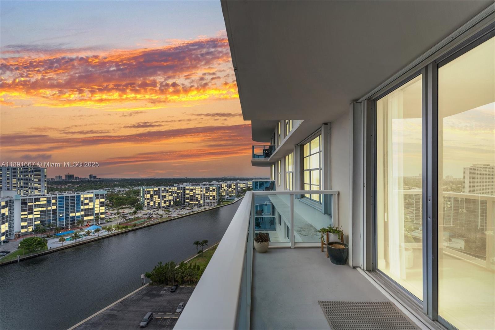 3800 S Ocean Dr #1722