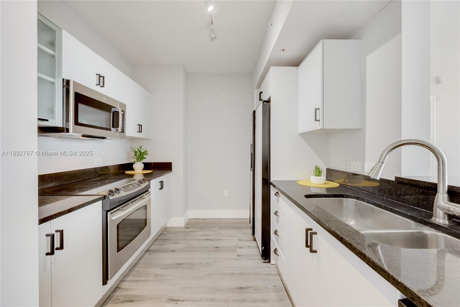 image Venture At Aventura West2