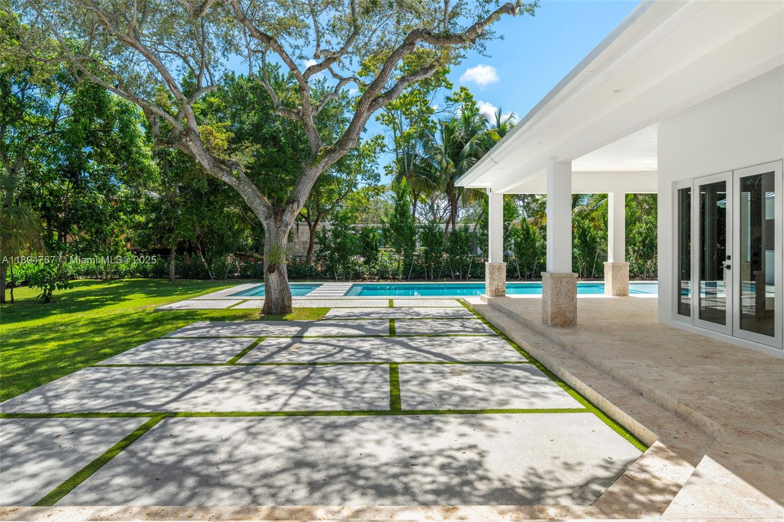 7900 SW 118th St Pinecrest, FL 33156