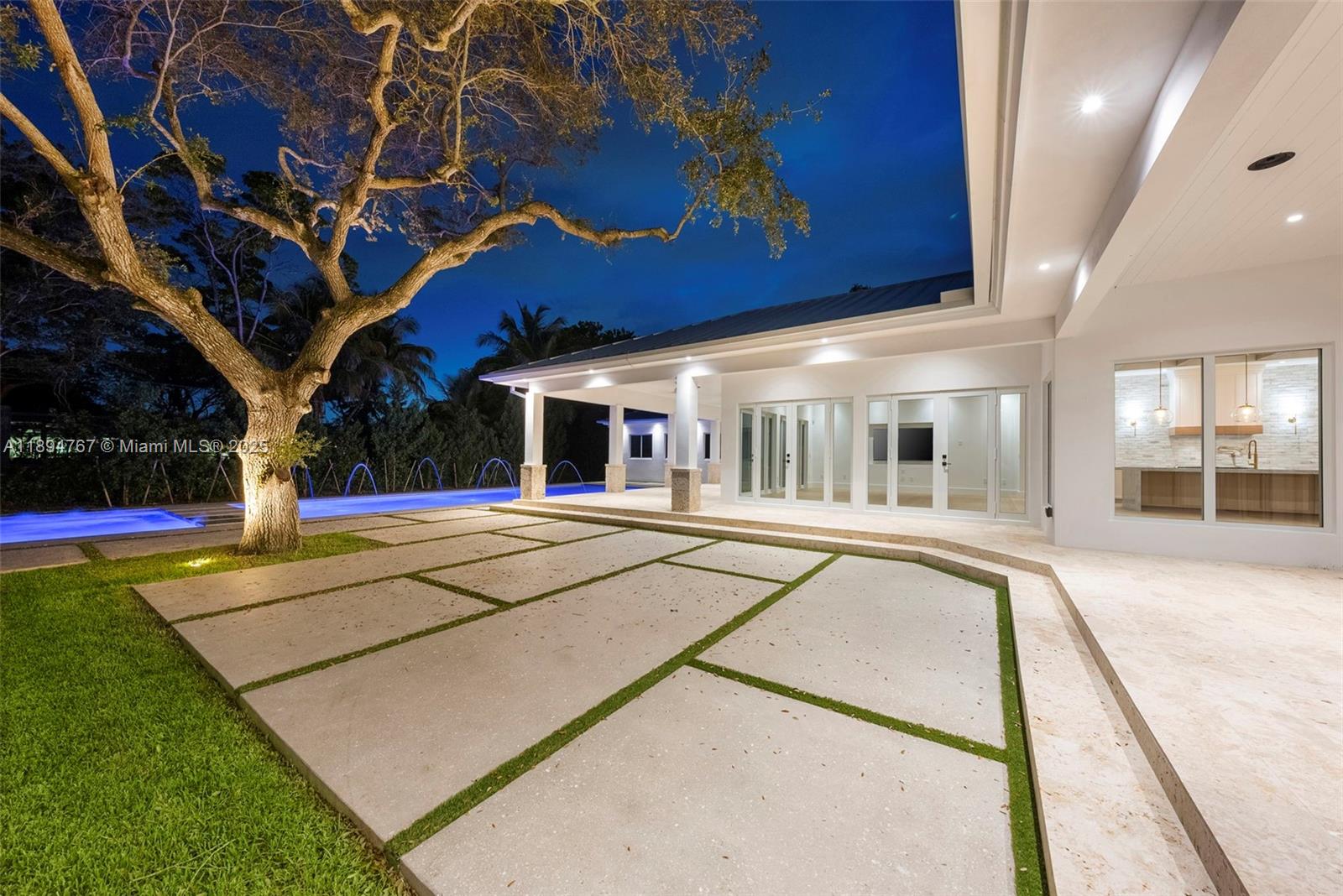 7900 SW 118th St Pinecrest, FL 33156