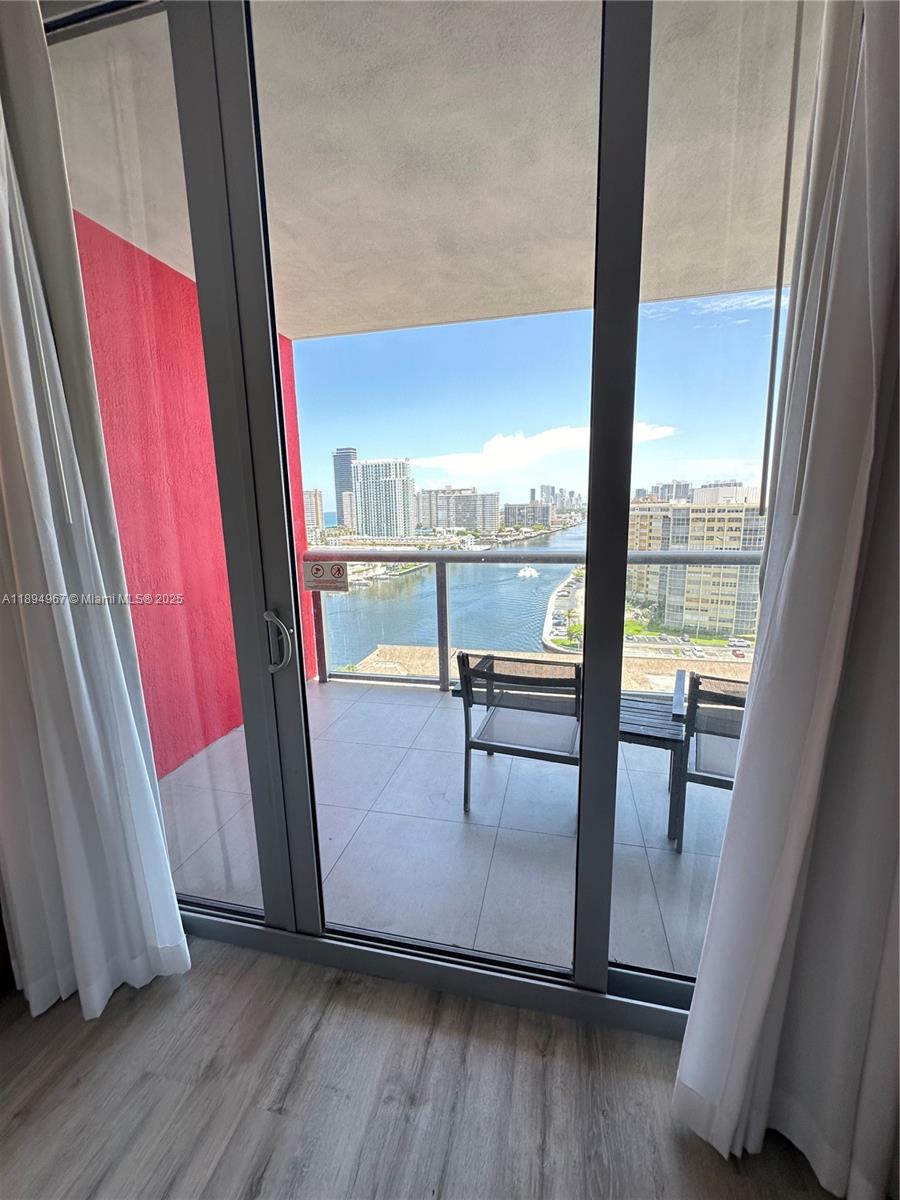 image Beachwalk Condominium31