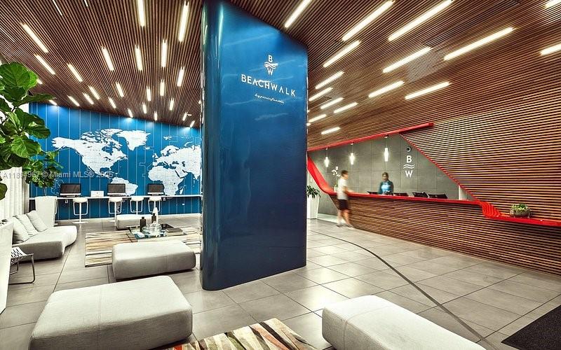 image Beachwalk Condominium8