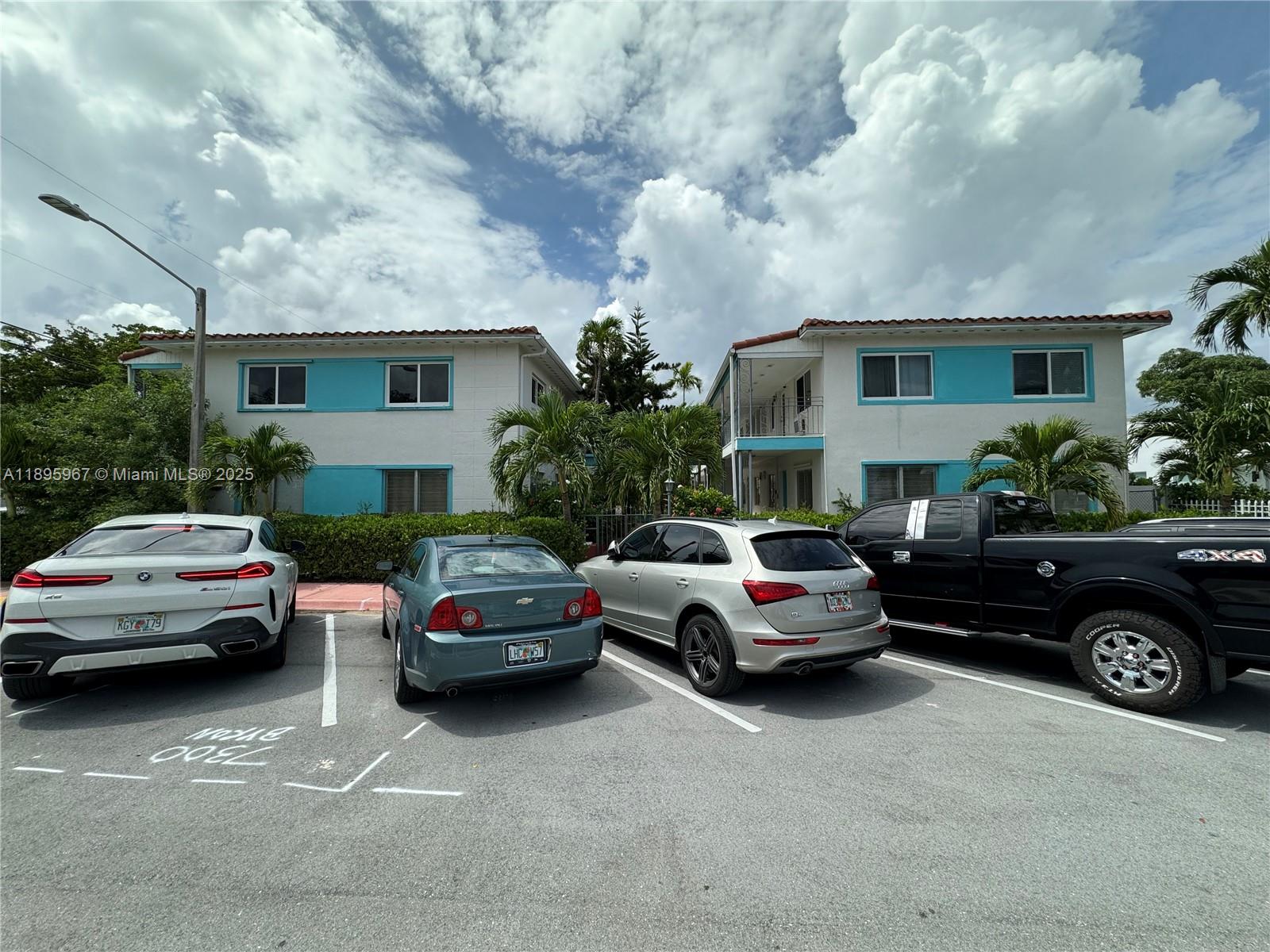 7300 Byron Ave #10
