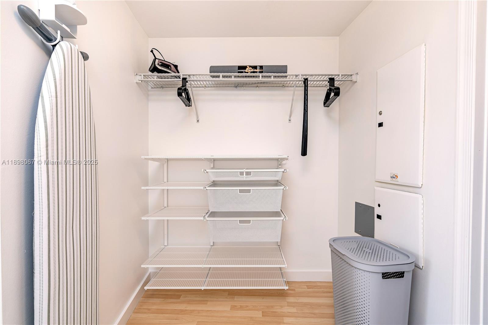 image Opera Tower Condo12