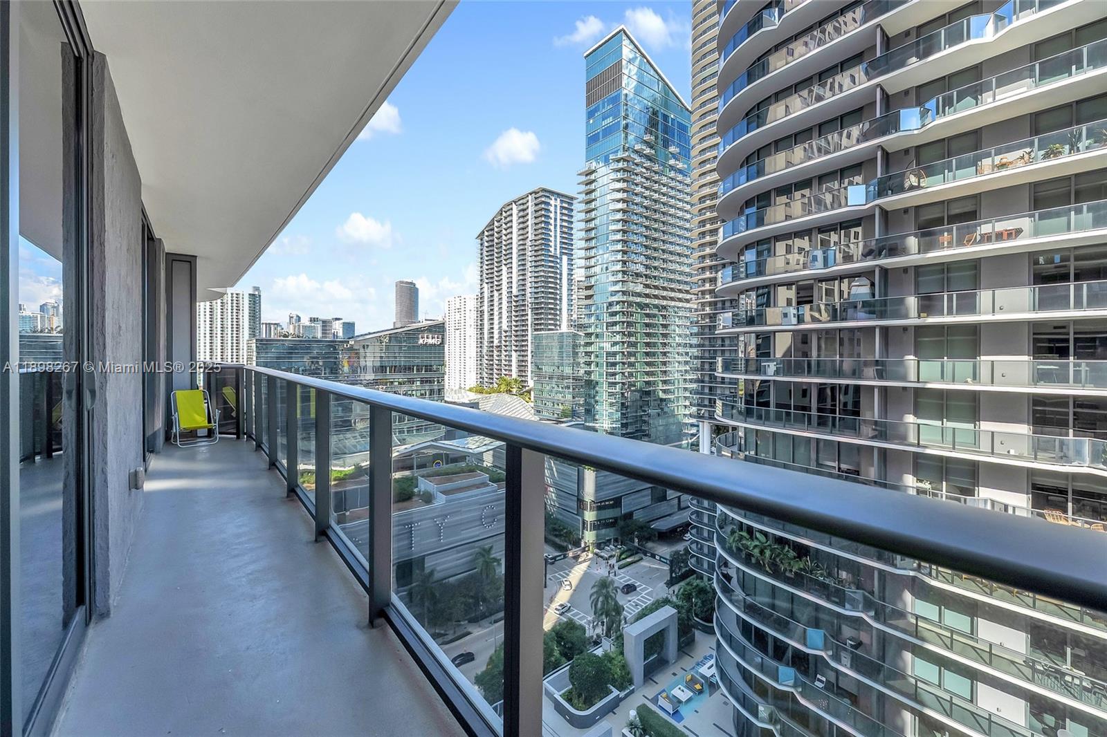 image Brickell Heights West12