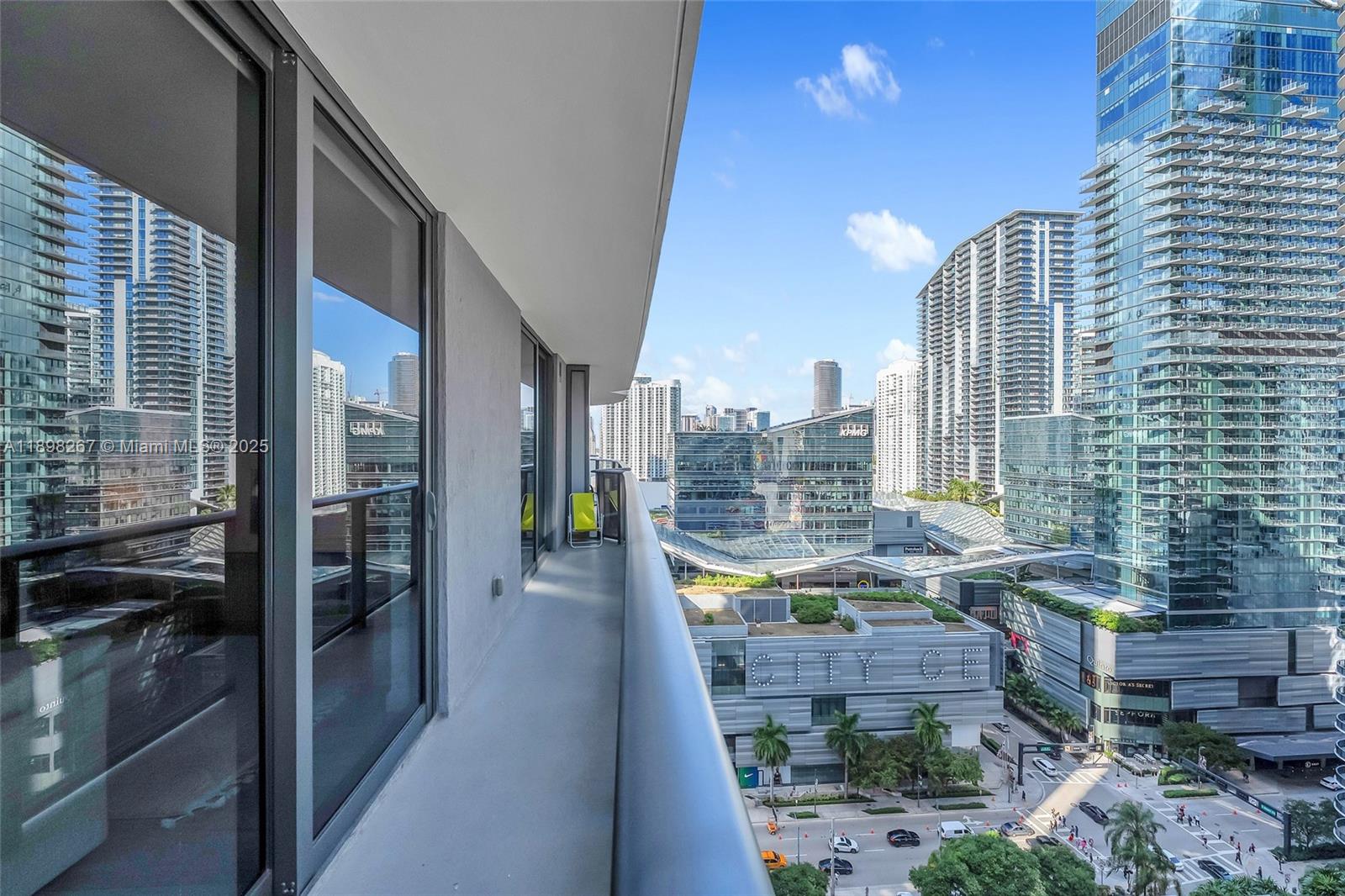 image Brickell Heights West13