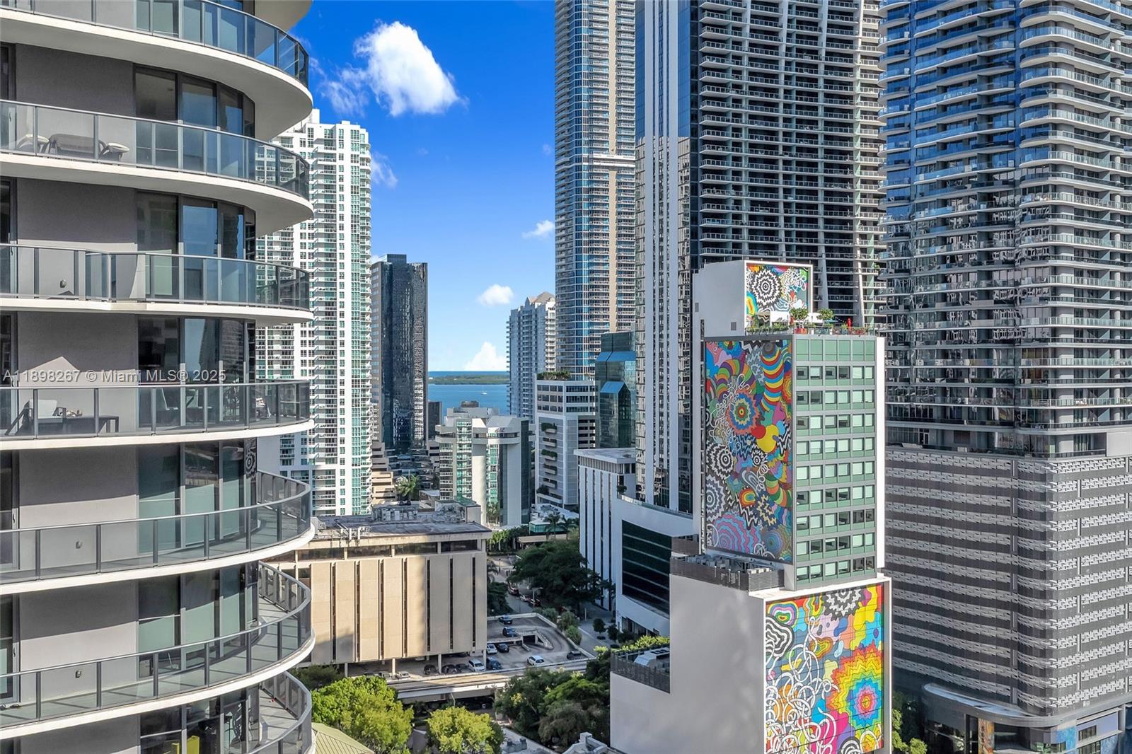 image Brickell Heights West15