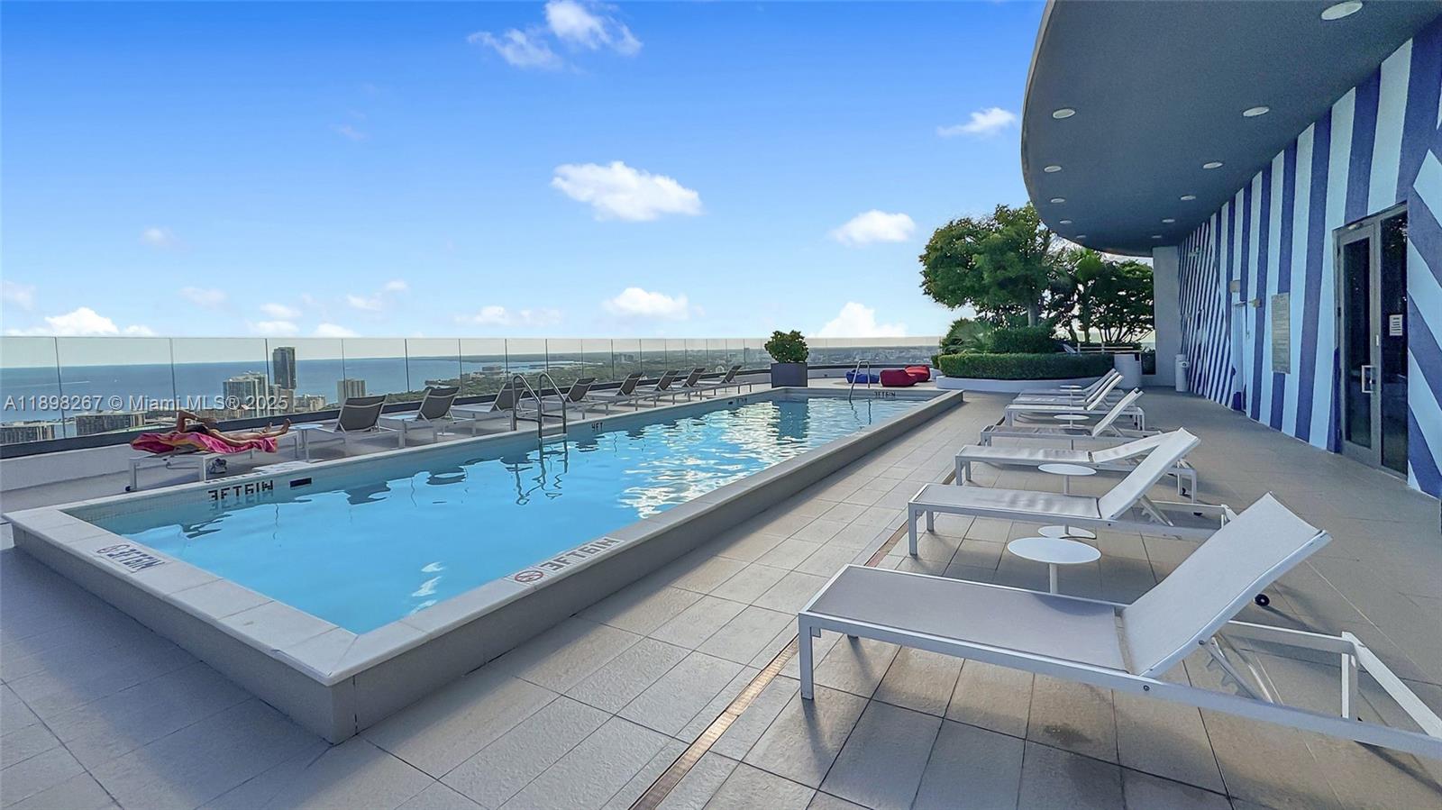 image Brickell Heights West17