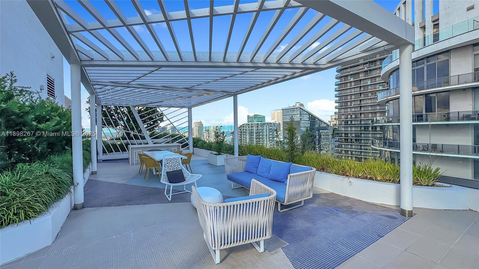 image Brickell Heights West18