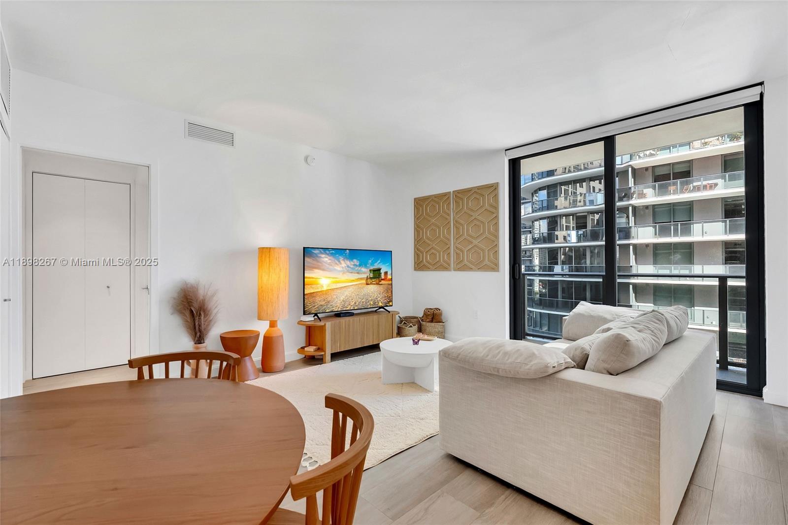 image Brickell Heights West2
