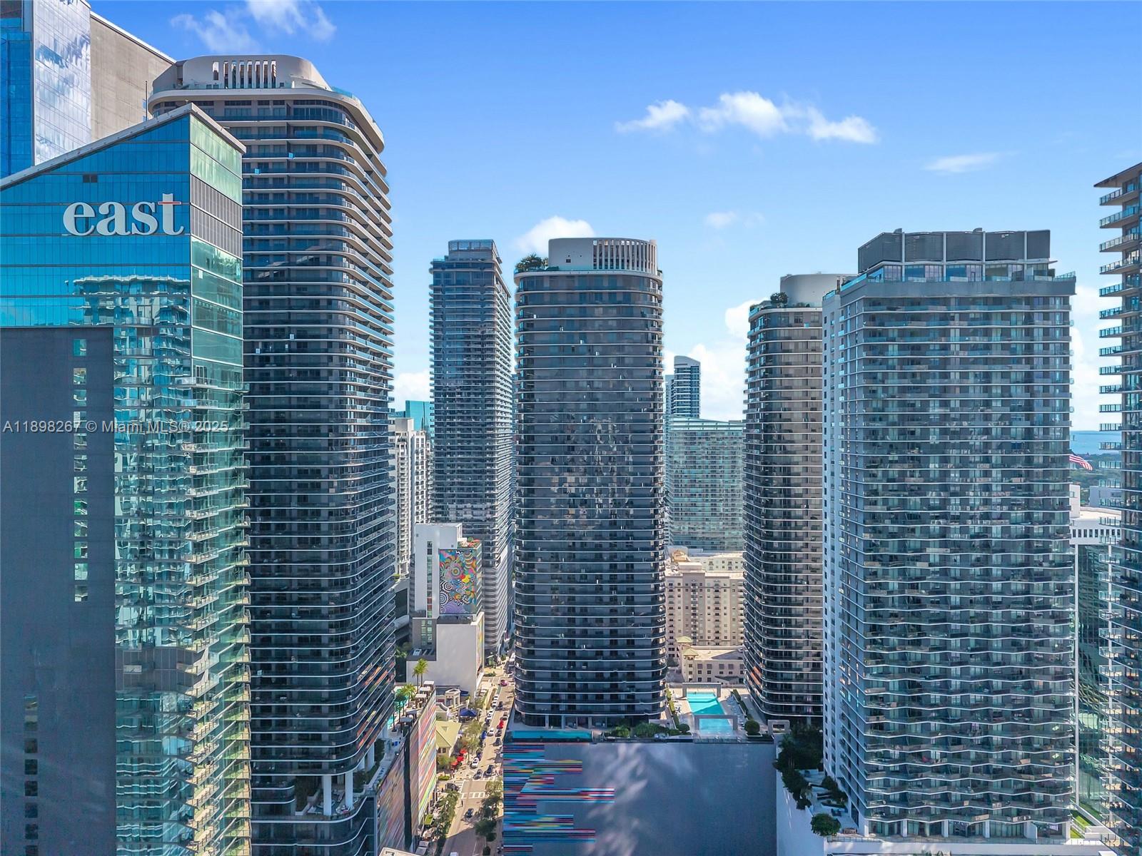 image Brickell Heights West31