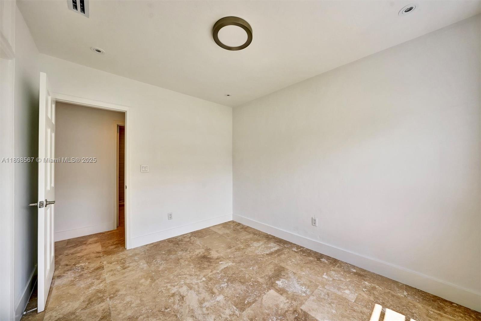 255 Ridgewood Rd #. Key Biscayne, FL 33149