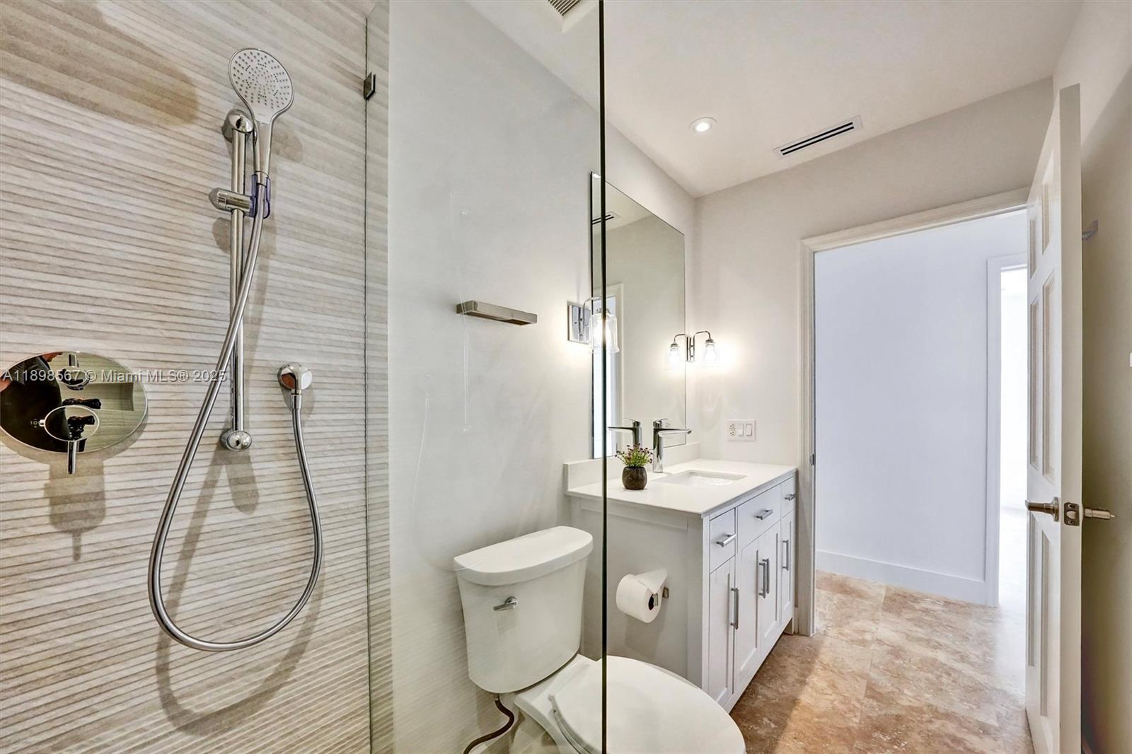 255 Ridgewood Rd #. Key Biscayne, FL 33149