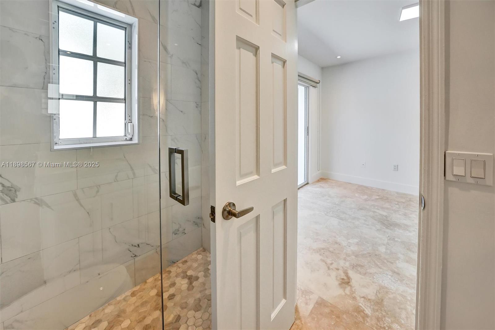 255 Ridgewood Rd #. Key Biscayne, FL 33149