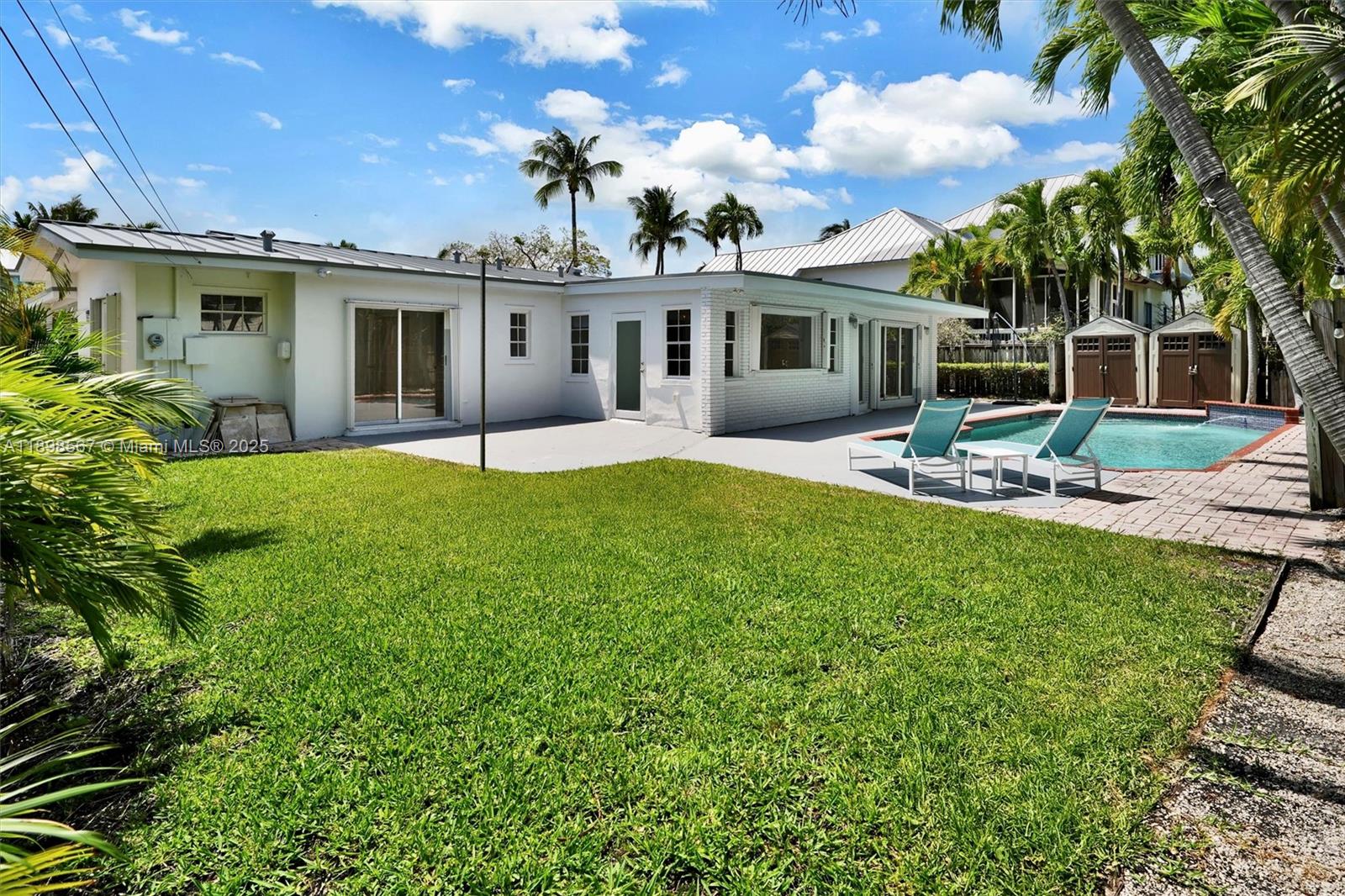 255 Ridgewood Rd #. Key Biscayne, FL 33149