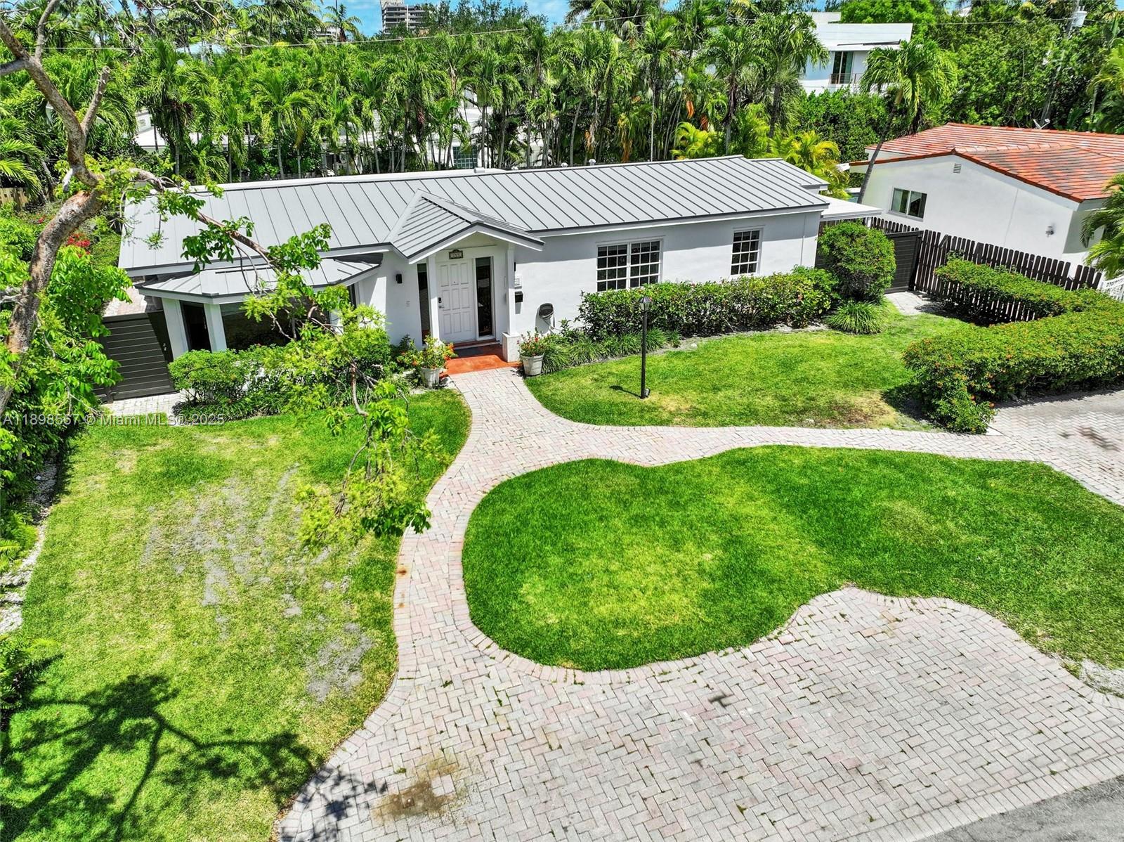 255 Ridgewood Rd #. Key Biscayne, FL 33149