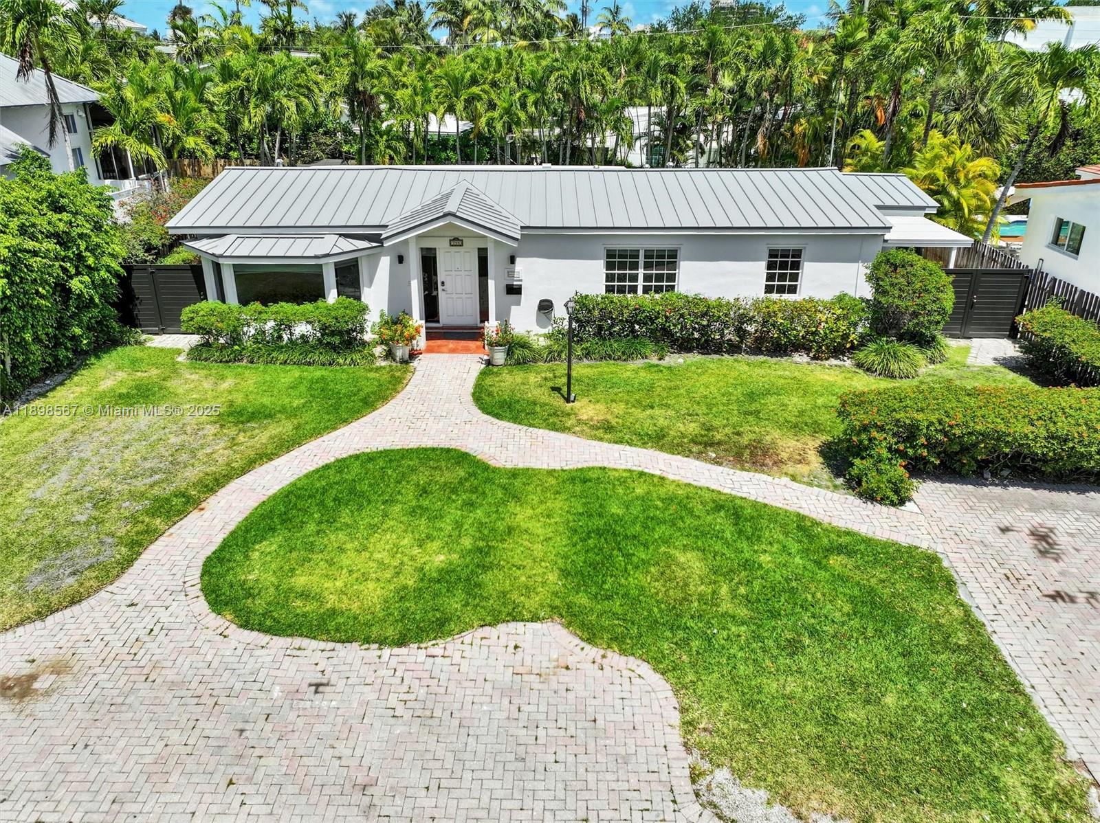 255 Ridgewood Rd #. Key Biscayne, FL 33149