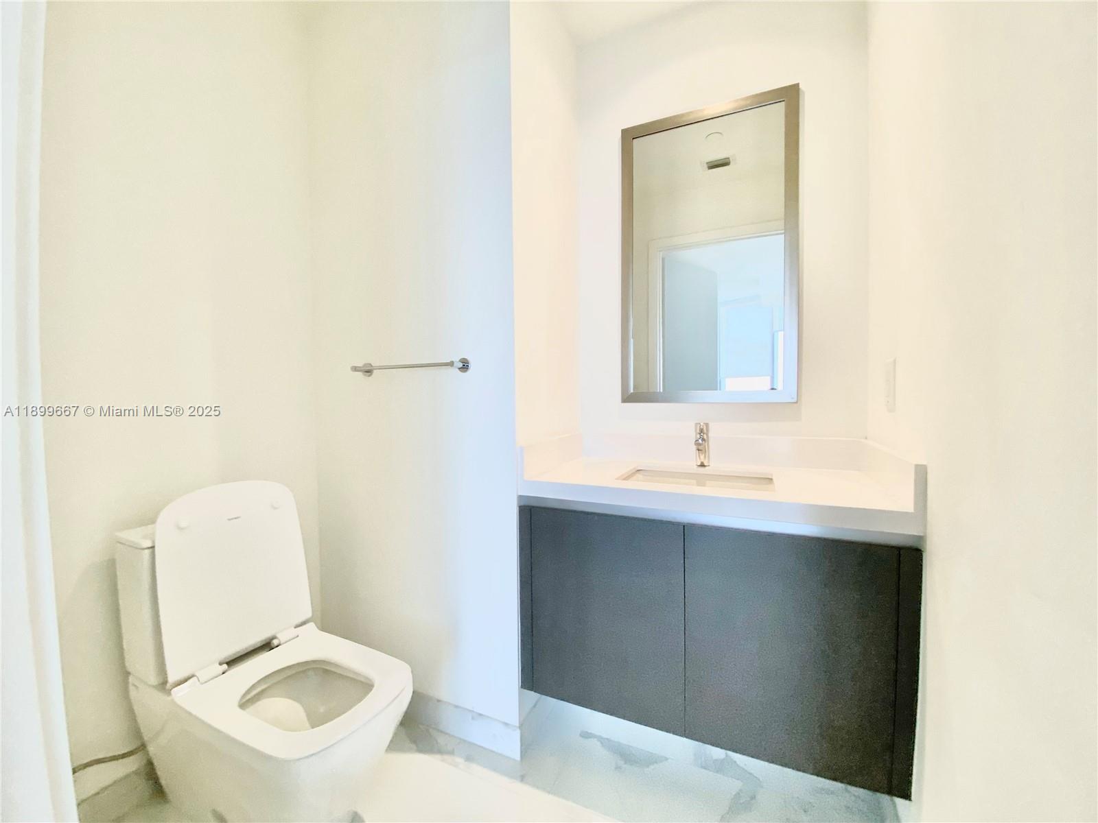 image Paramount Miami Worldcent15