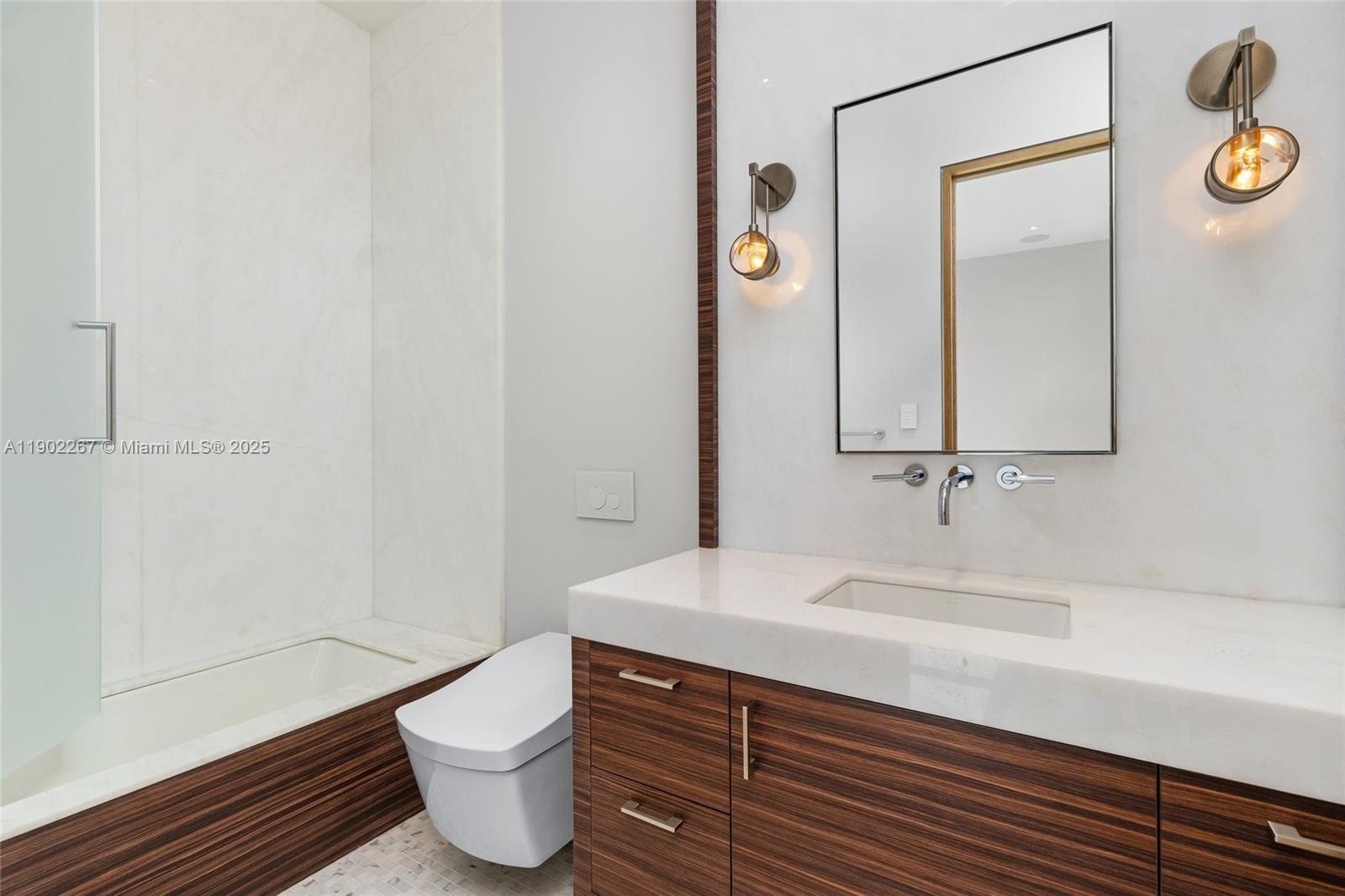 3052 N Atlantic Blvd Fort Lauderdale, FL 33308