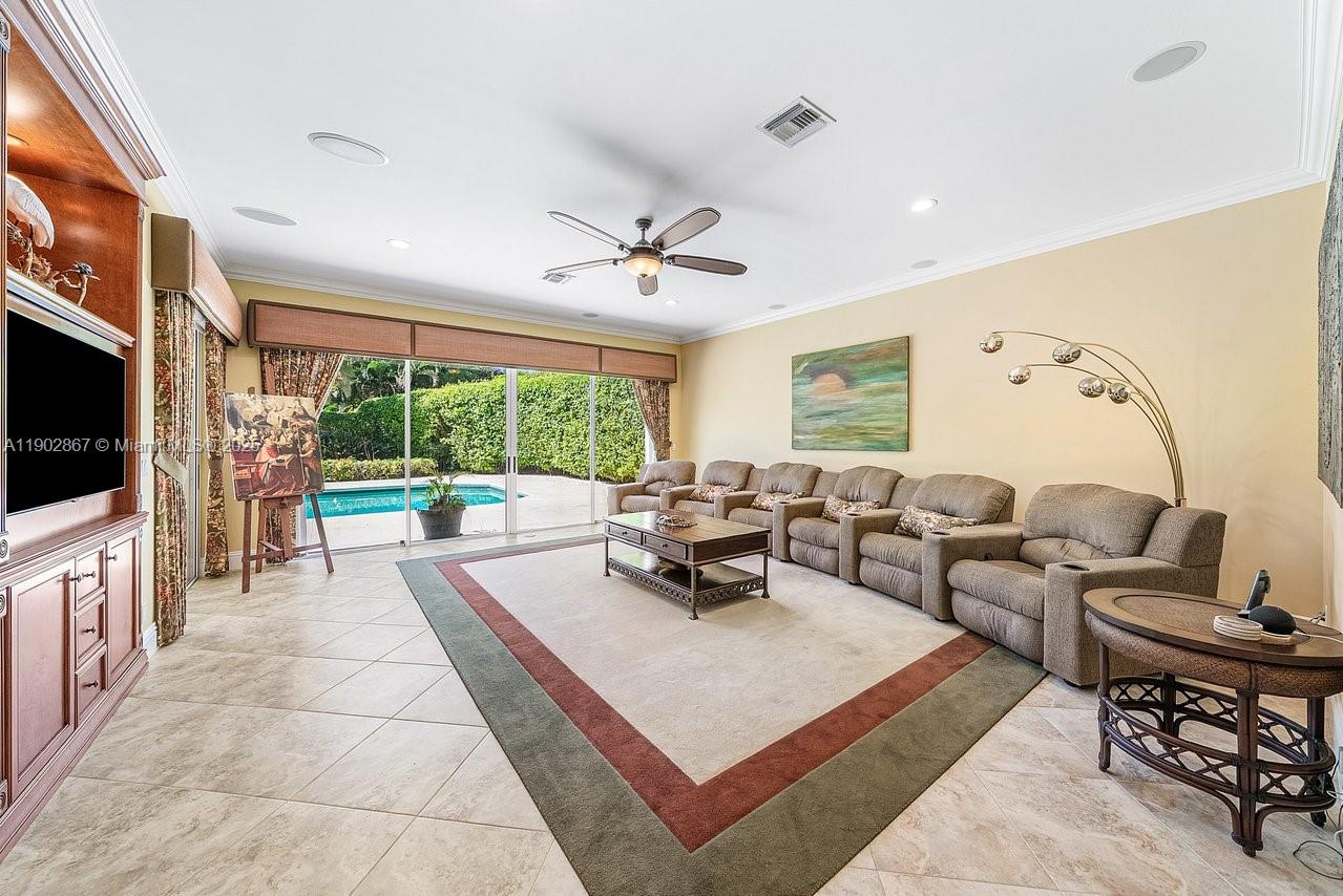 171 Spyglass Ln Jupiter, FL 33477
